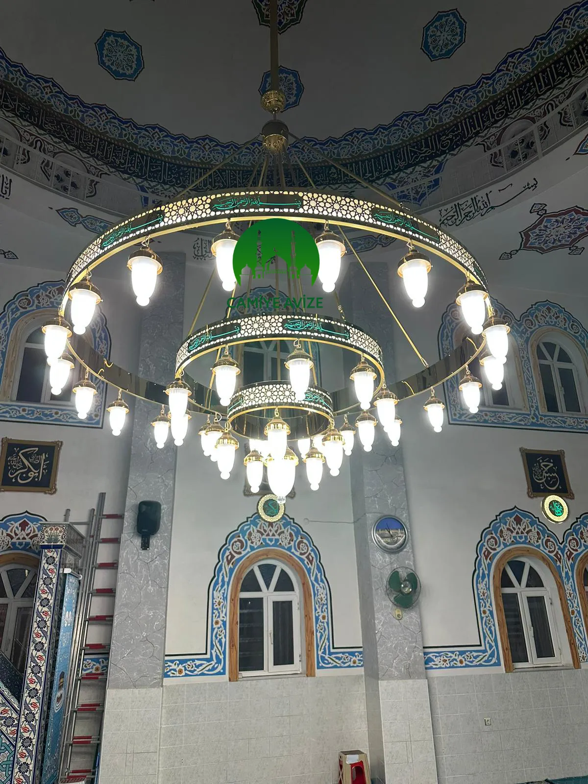 ÖZEL%20SELÇUKLU%20TURKUAZ%202%20METRE%203%20HALKA%20%2036%20KANDİLLİ%20CAMİ%20AVİZESİ