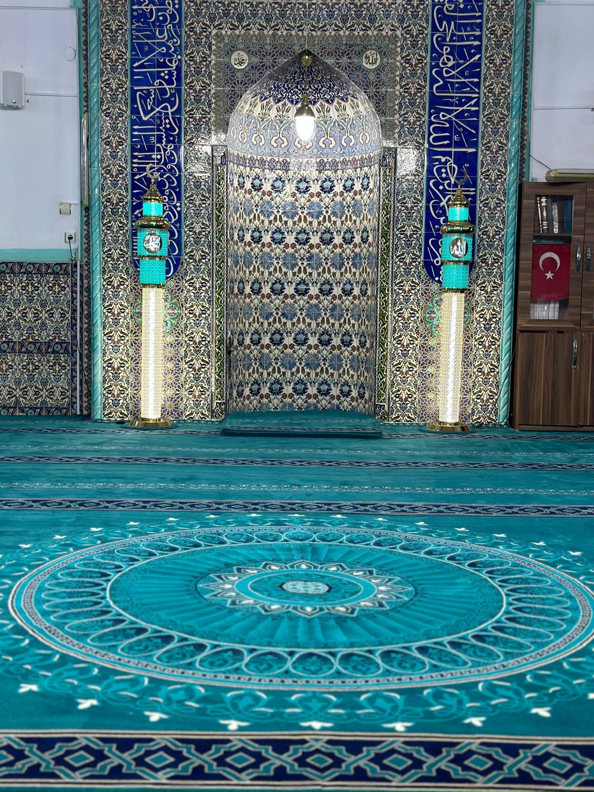 Turkuaz%20Cami%20Şamdanı